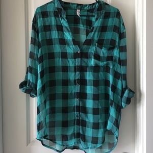 Plaid Xhilaration Top
